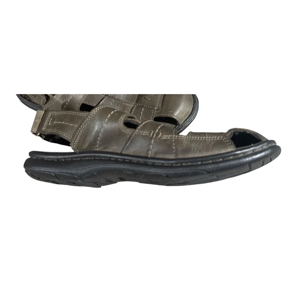 Clarks Sandals Men's 9 Brown Leather Fisherman Closed Toe Hiking Trail